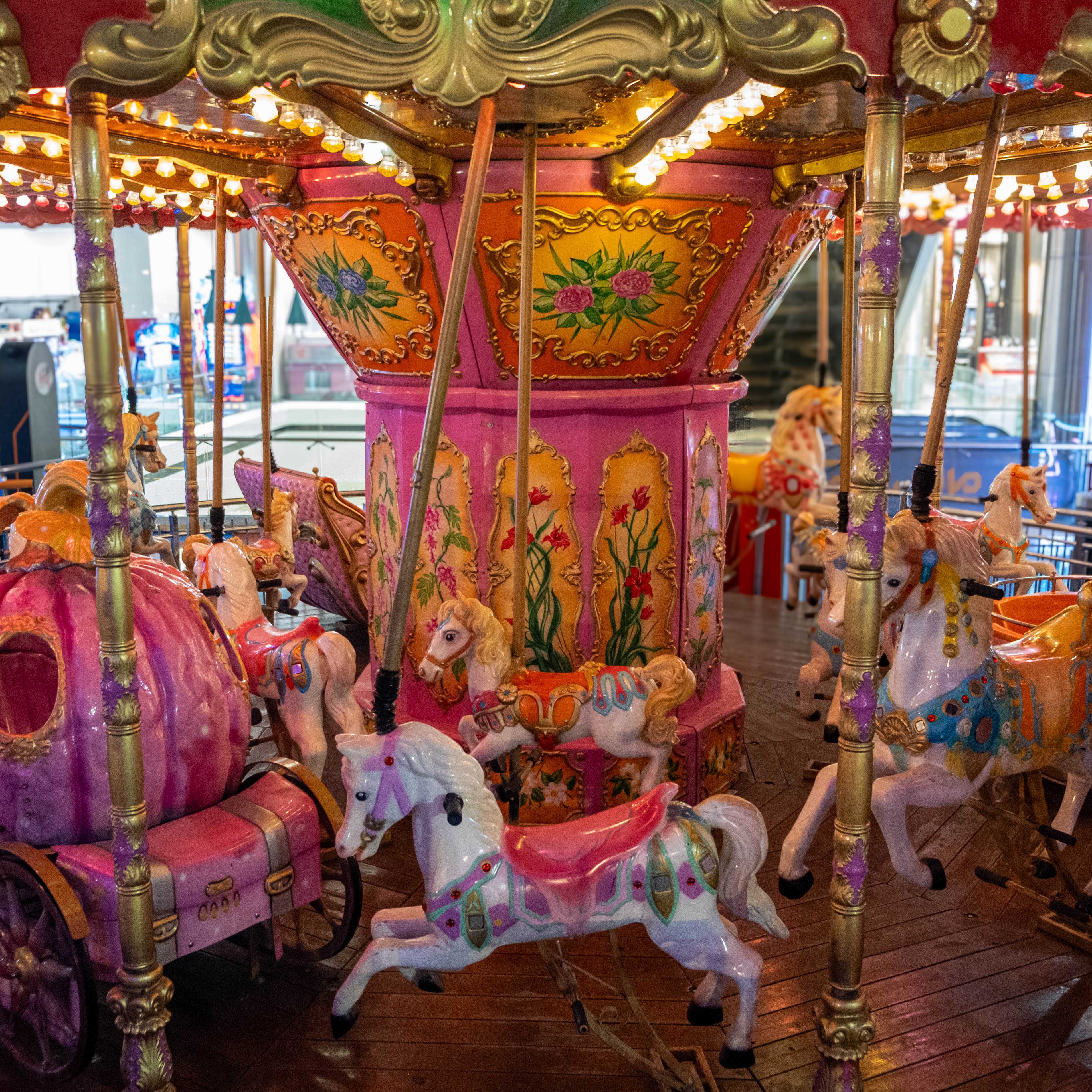 اسب پرنده | Carousel