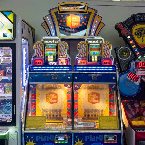 مسیر شانس | Plinko